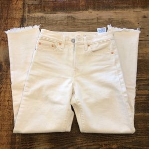 Women's Levi's Jeans